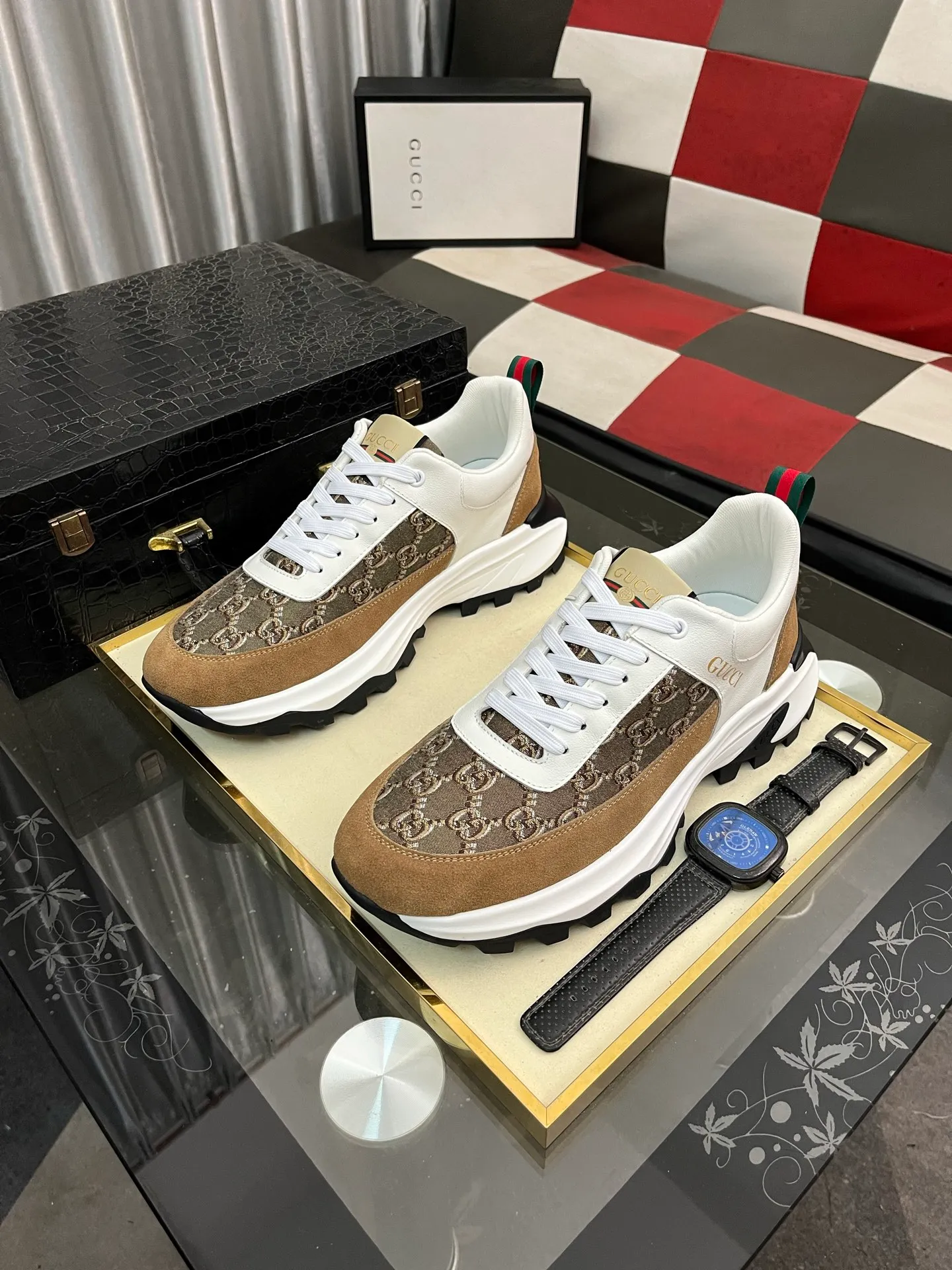 Men's Men's Shoes💰458⌚️⌚️[GUCCI] Gucci men's casual shoes are absolutely popular🔥The ultimate matching item for trendy men! The charm of super texture is irresistible, the main recommendation, the flower leather color is bright! The upper is made of high-quality brand printed fabric with cowhide, breathable leather lining and wear-resistant rubber sole, noble and elegant! Extremely comfortable🎁🎁You can be as handsome as you want💪 38-444⃣️colors available